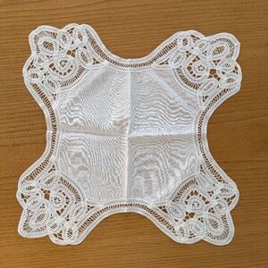 BATTENBURG LACE BREAD BASKET LINER